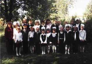 2006-7 год: ученики 4А класса Основной общеобразовательной школы  города Мариинского Посада