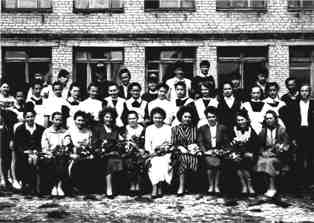 1994 год: Выпускники Основной общеобразовательной школы  города Мариинского Посада
